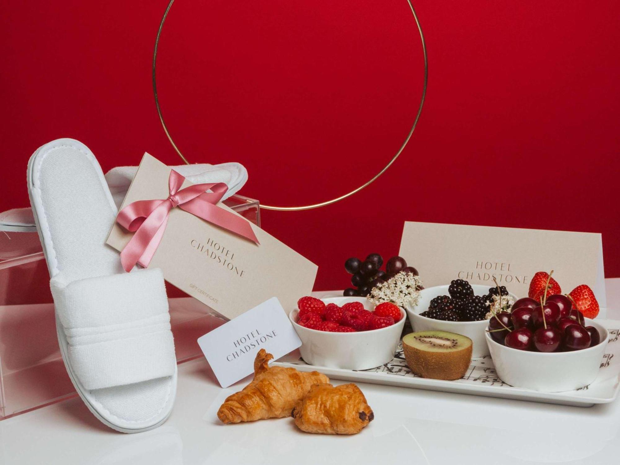 Hotel Chadstone Melbourne Mgallery Collection エクステリア 写真 A selection of hotel amenities